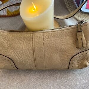 Coach Tan leather Baquette Shoulder bag